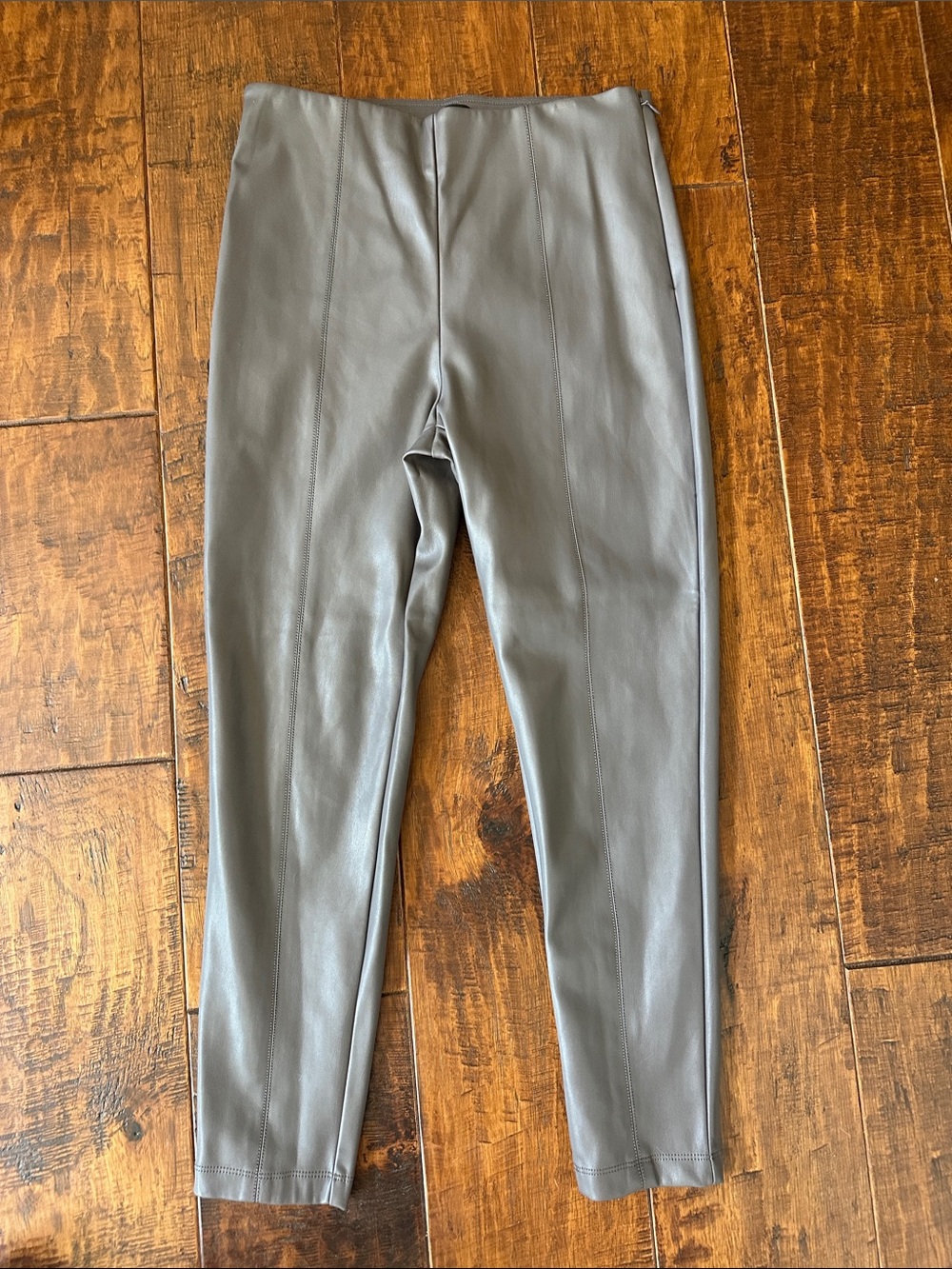 Ann Taylor Faux Leather Seamed Side Zip Leggings in Gray
